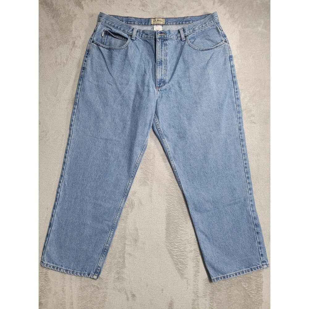 L.L.Bean Relaxed Fit Jeans Mens 40x29 Blue Light Wash Straight Denim 100% Cotton